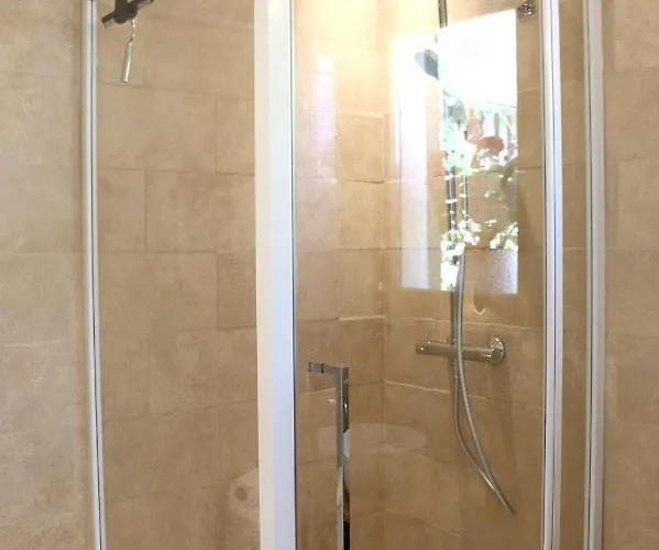 L'herbe Haute Bed and Breakfast 4*