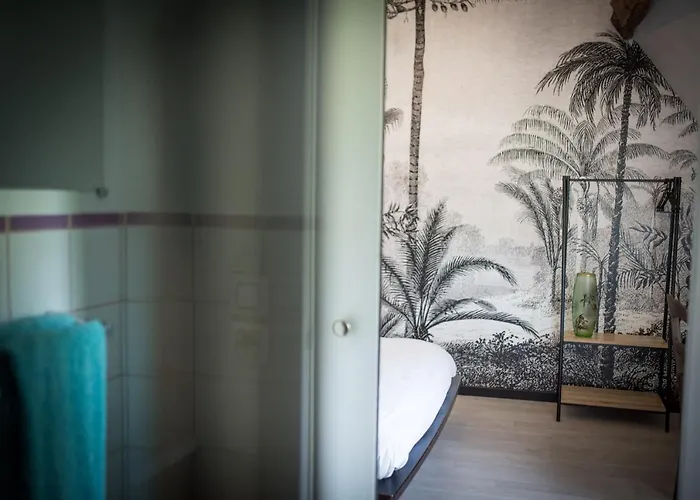 L'herbe Haute Bed and Breakfast 4*