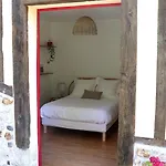 L'herbe Haute Frühstückspension