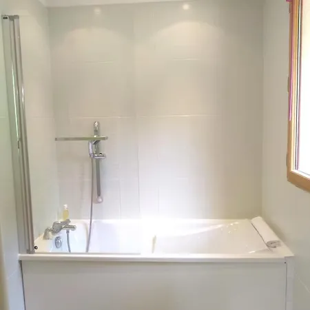 Couette-café L'herbe Haute 4*